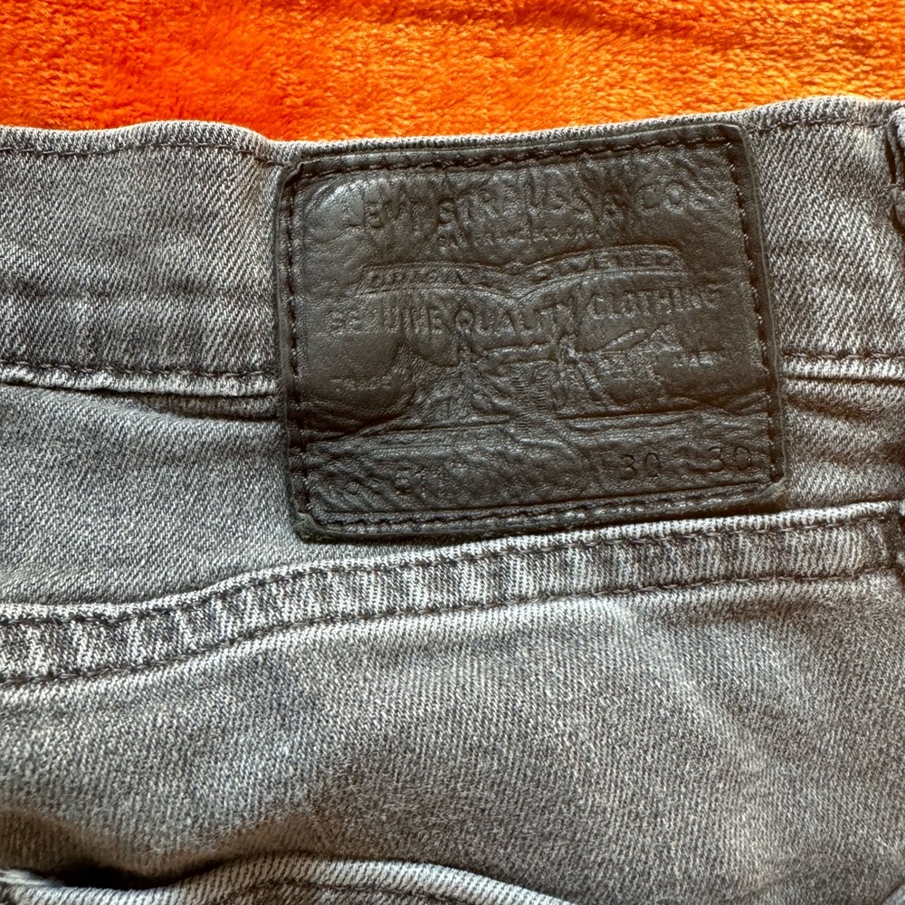 511 Grey Levi Jeans